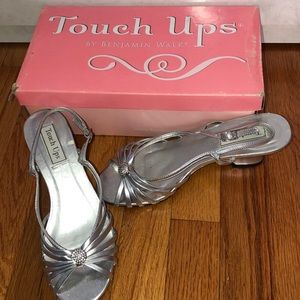 Women’s small wedges